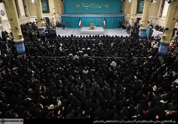 دیدار هزاران نفر از زنان و دختران با رهبر انقلاب/گزارش تصویری