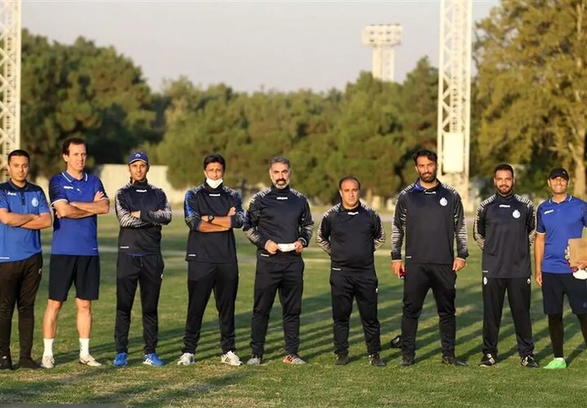 ثبت قرارداد فکری و دستیارانش در استقلال