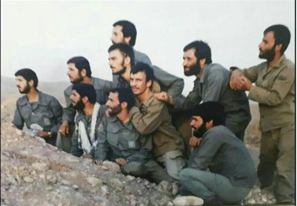 تصاویر دیدهنشده از سردار همدانی و علمداران قراویز