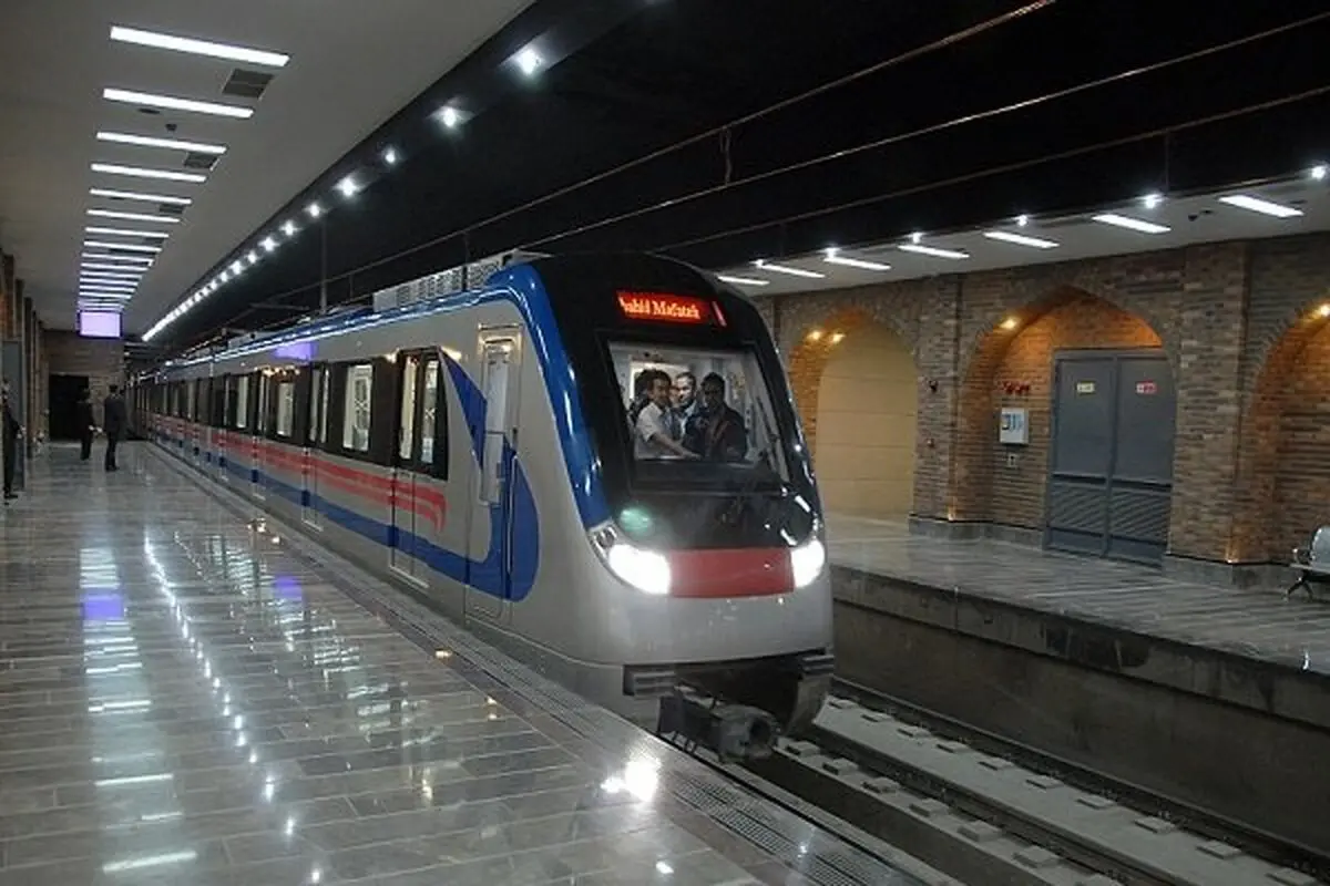 خودکشی در متروی تهران