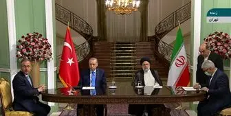 ایران و ترکیه اسناد همکاری امضا کردند