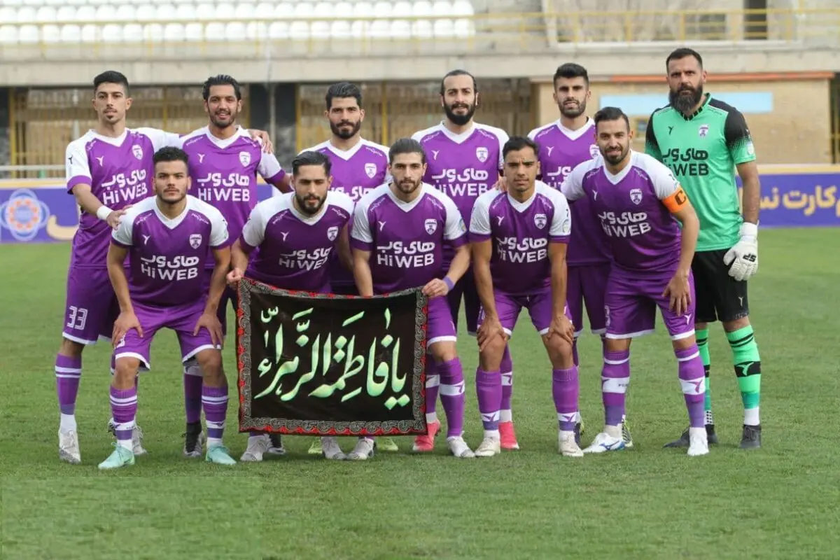 واکنش هوادار به لغو دیدار با استقلال