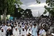اقامه نماز تراویح و ختم قرآن در حوزه علمیه «فاروقیه» گالیکش + تصاویر
