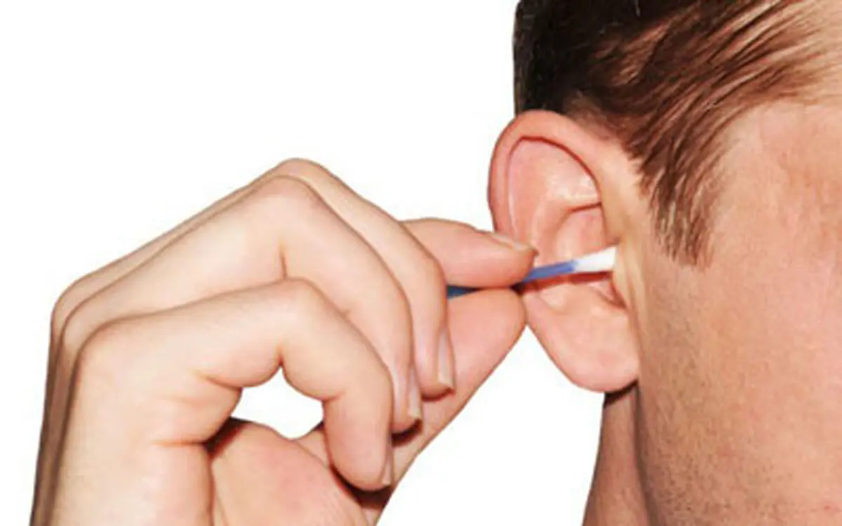 افراد دارای سمعک از گوش پاک کن استفاده نکنند