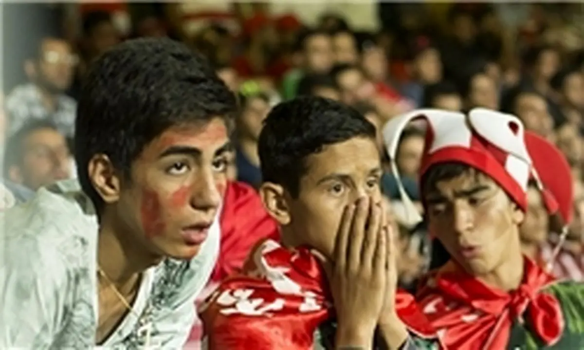 هواداران خواستار کناره‌گیری پرسپولیس از جام شهدا