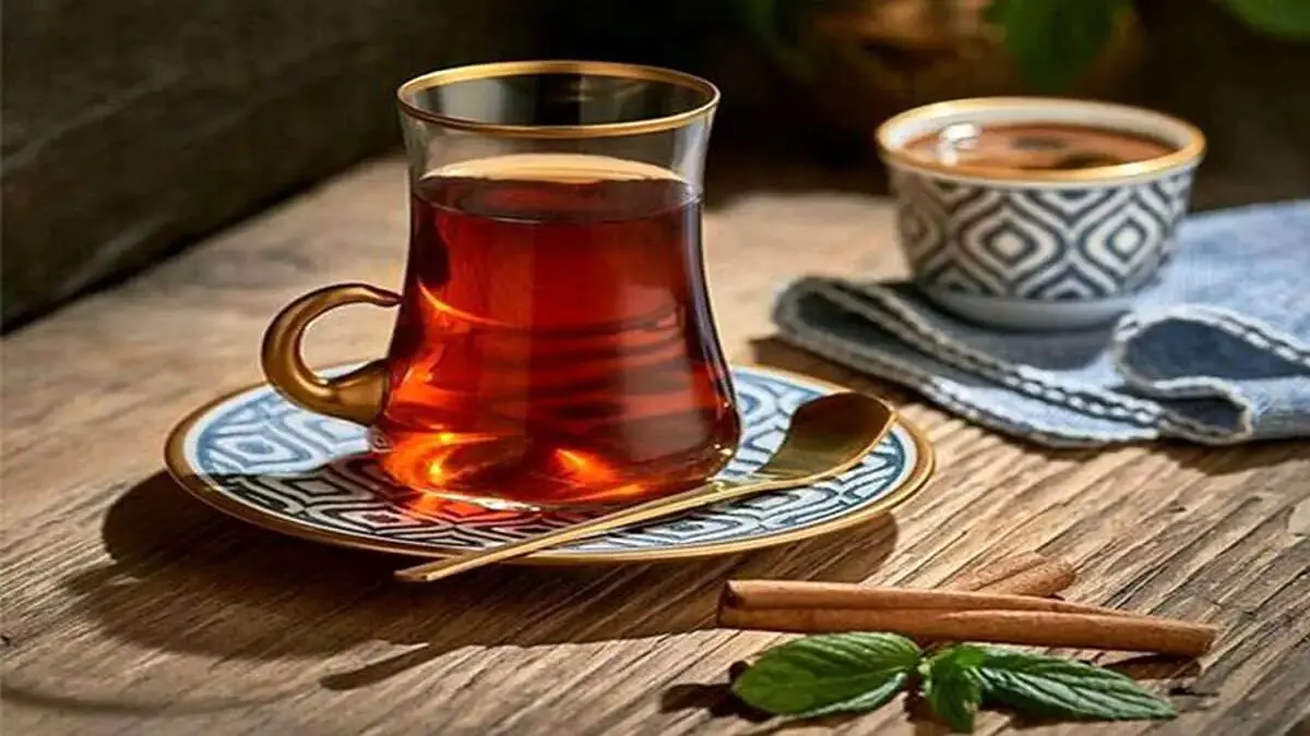 آیا چای و قهوه واقعاً حالمان را بهتر می‌کند؟