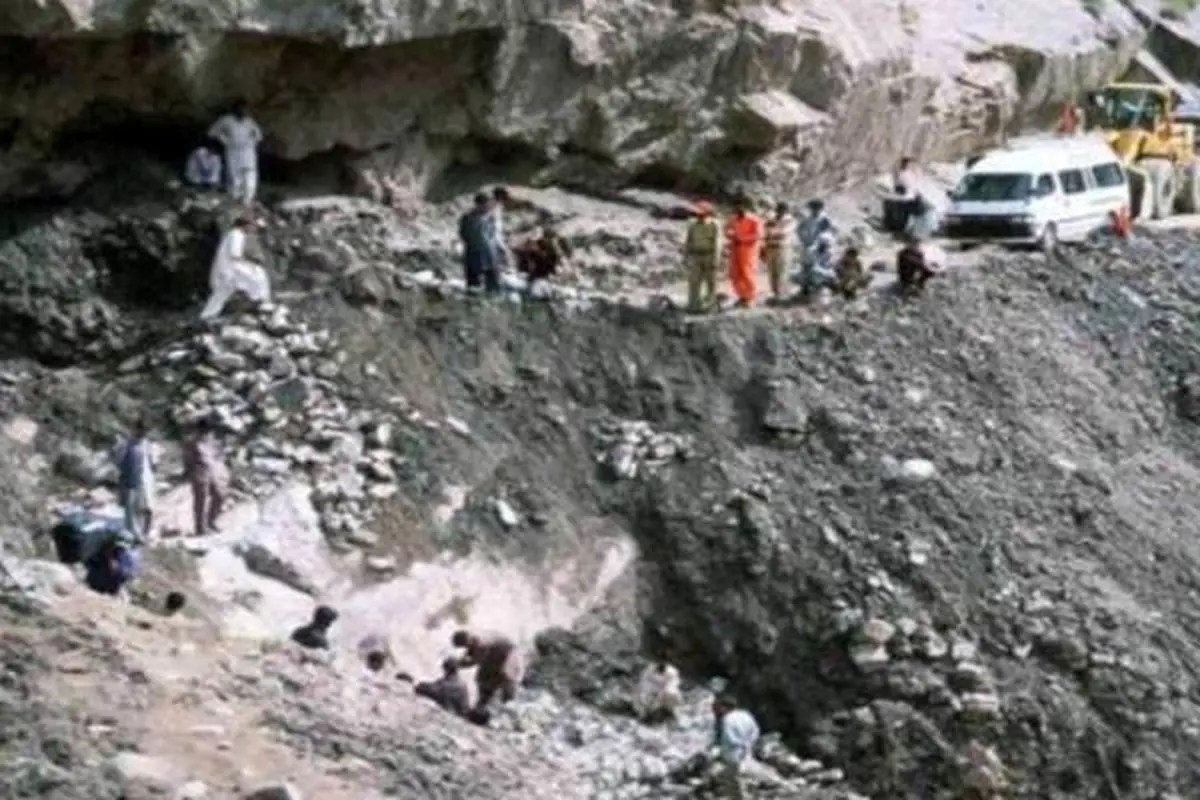 رانش زمین در پاکستان جان ۹ کارگر را گرفت