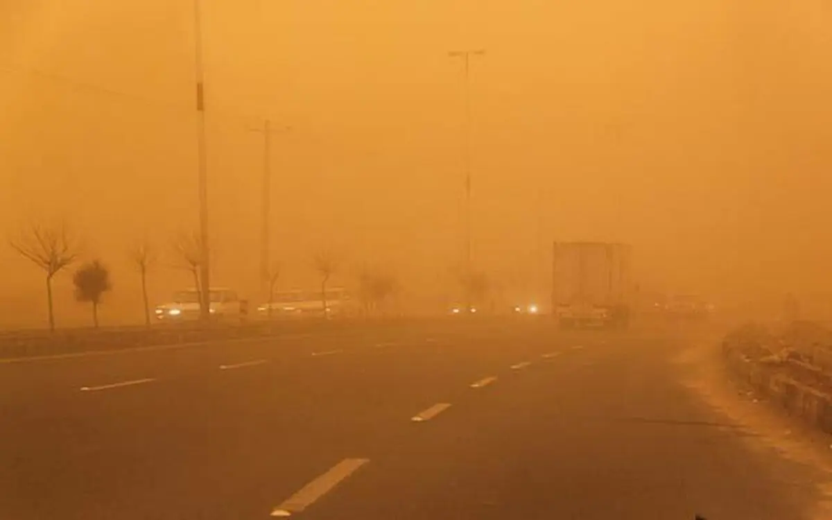 
امدادرسانی به بیش از هزار نفر در طوفان شن
