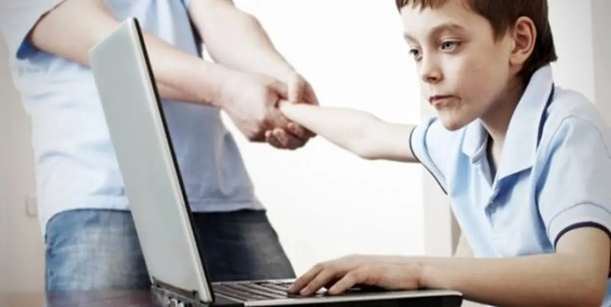 علائم اعتیاد اینترنتی