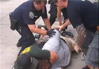 سیاه‌پوستی که توسط پلیس آمریکا خفه شد + فیلم