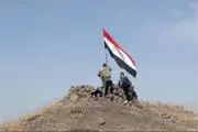 اهتزاز پرچم سوریه در قلمون شرقی 