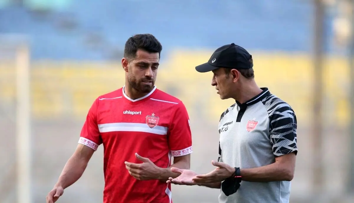 ستاره پرسپولیس بازی با آلومینیوم را هم از دست داد/ ادامه انتظار هواداران برای رونمایی از خرید جدید سرخ ها
