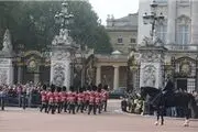 نخست وزیر به عروسی نوه ملکه انگلیس دعوت نشد