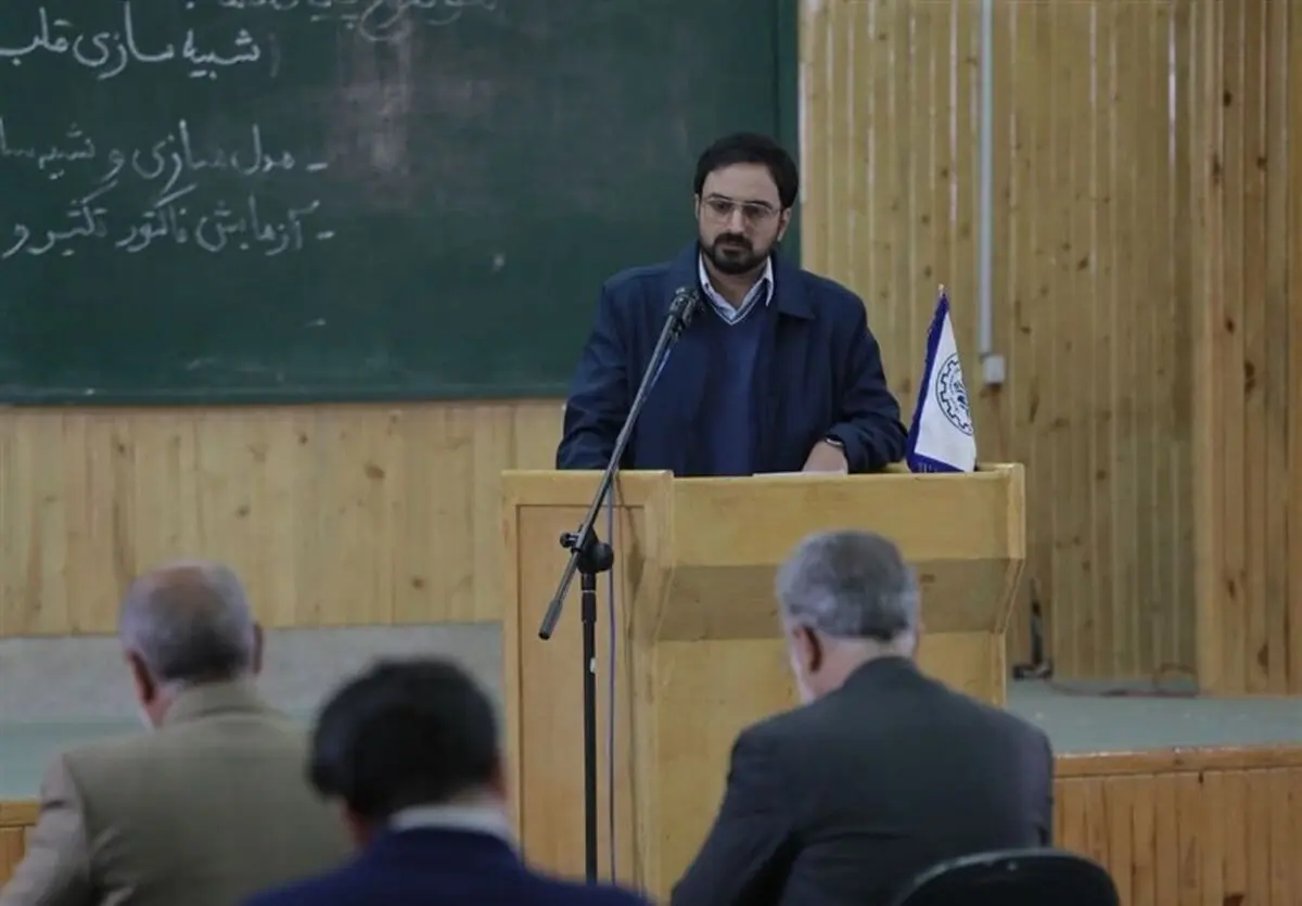 تلویزیون باز هم به «دانشمندان هسته‌ای» نیاز دارد