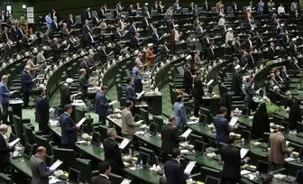 سوگند منتخبان ملت/ حواشی امروز در مجلس/از ترک زودهنگام روحانی تا زمان انتخاب رئیس+عکس و فیلم 