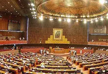 پارلمان پاکستان تاریخ‌ساز شد