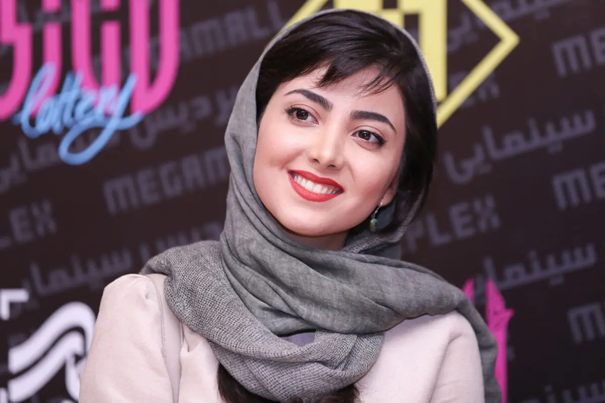 شباهت زیبا کرمعلی و مادرش ! 