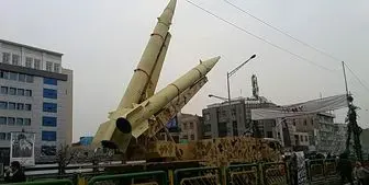 نمایش موشک های بالستیک سپاه در راهپیمایی 22 بهمن