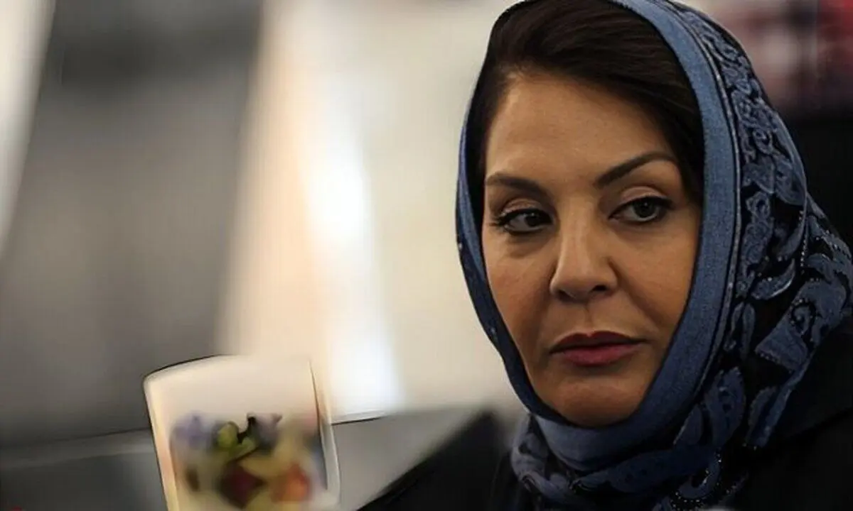 عکسهای زیر خاکی از جوانی مرحوم زهره حمیدی