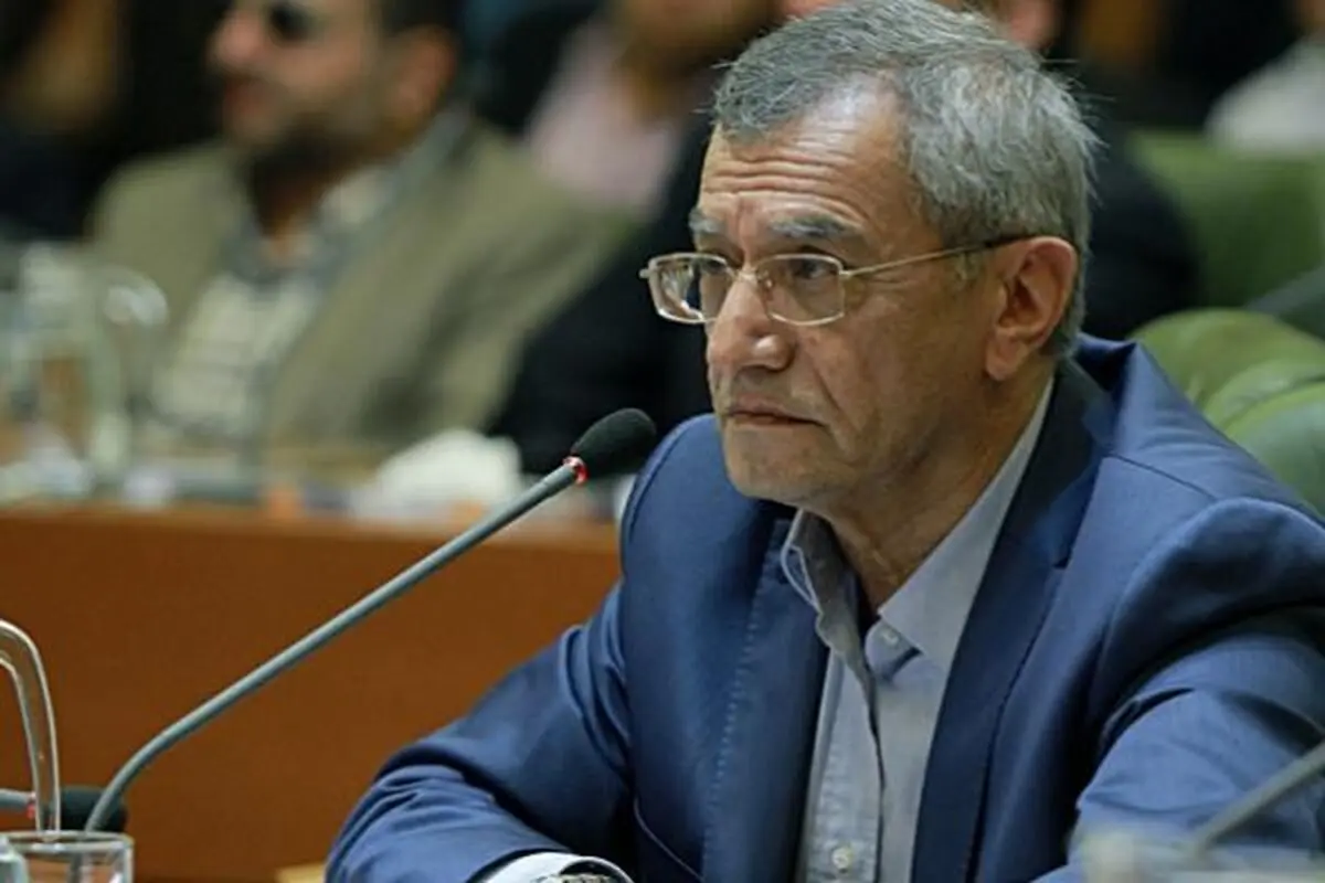 حقانی: سندی مبنی بر واگذاری املاک شهرداری وجود ندارد