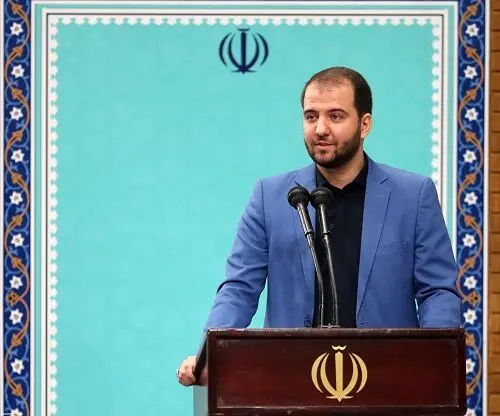 دیدار جمعی از نخبگان و استعدادهای برتر علمی با رهبر انقلاب/گزارش تصویری