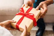 هدیه تان را پس بگیرید