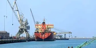 توقیف یک کشتی حامل سوخت برای مردم یمن توسط ائتلاف سعودی 