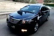 بررسی و مقایسه خودرو جیلی امگرند X۷ و تیگو ۵