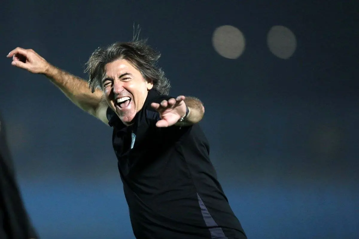 ساپینتو بر سر دوراهی ماند