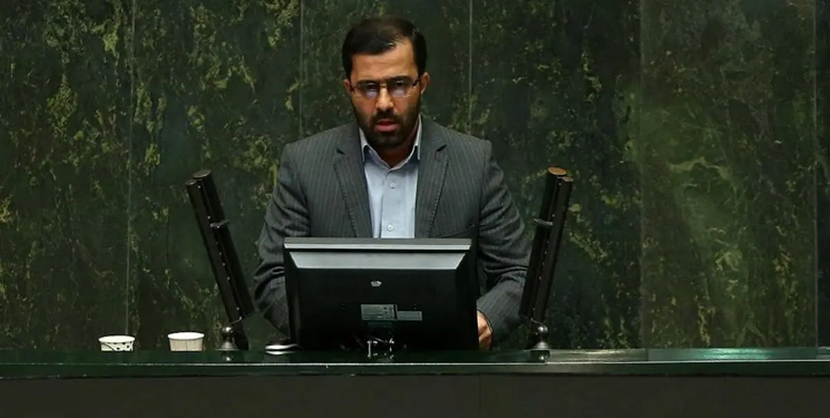  آقای روحانی! اگر نمی‌توانی بفرمایید کنار تا فرد دیگری بتواند وضع مردم را‌‌‌‌‌‌‌‌‌‌ روشن کند