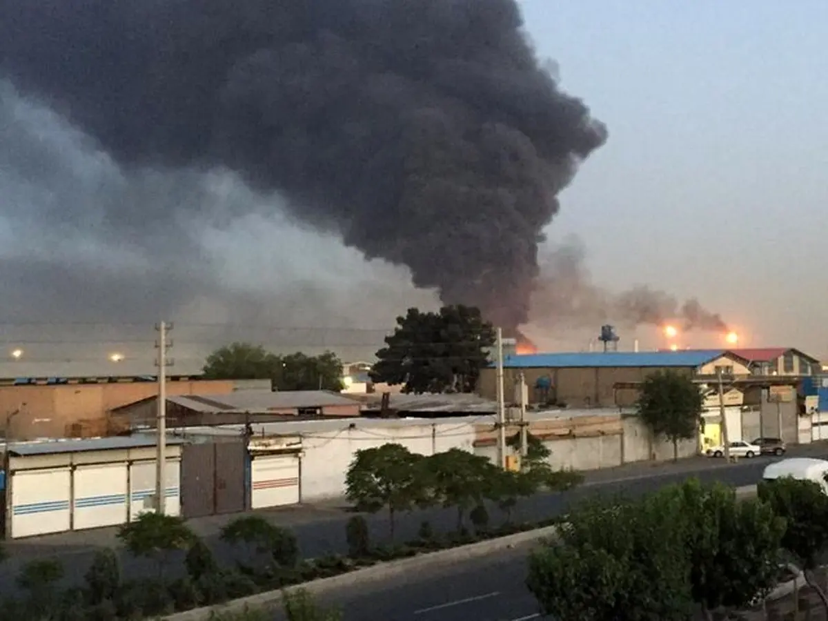 منشا دود غلیظ در غرب تهران