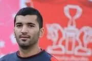 مسلمان ورزشگاه آزادی را ترک کرد