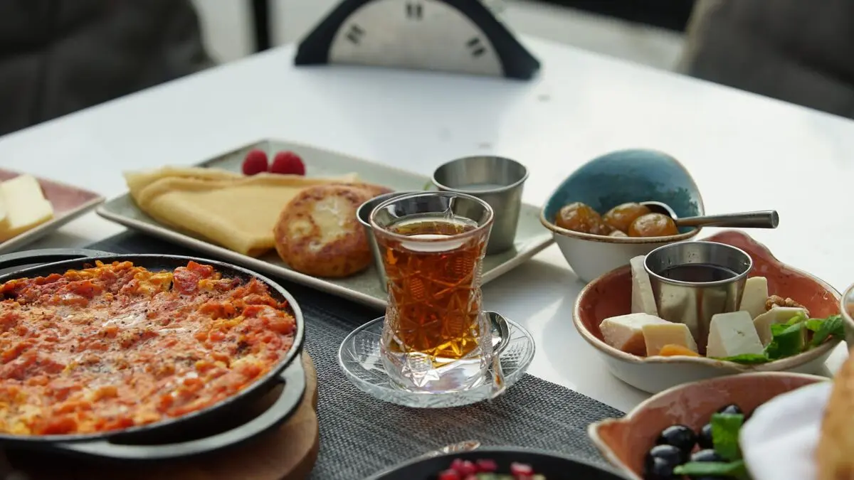 تغذیه افطار و سحر از دیدگاه طب ایرانی
