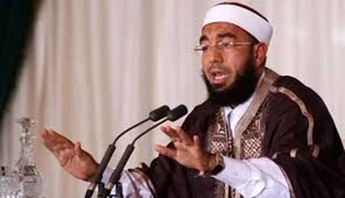 حملات شدید مبلغ مشهور تونسی به بن سلمان