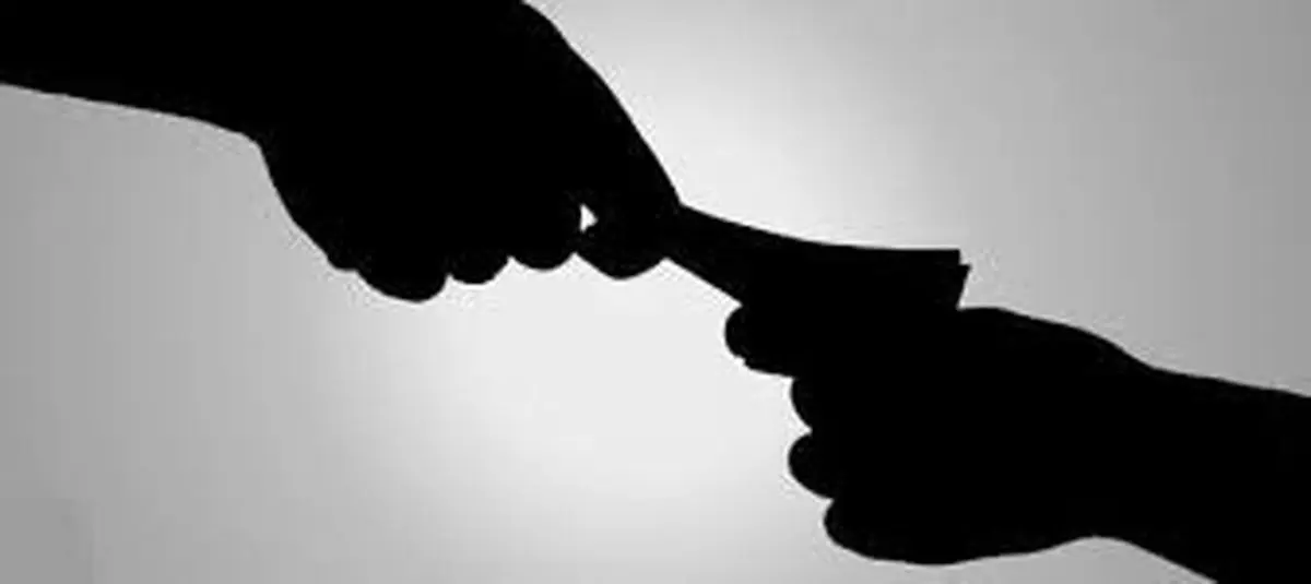 فرار مالیاتی با اجاره ۷۰۰ حساب بانکی