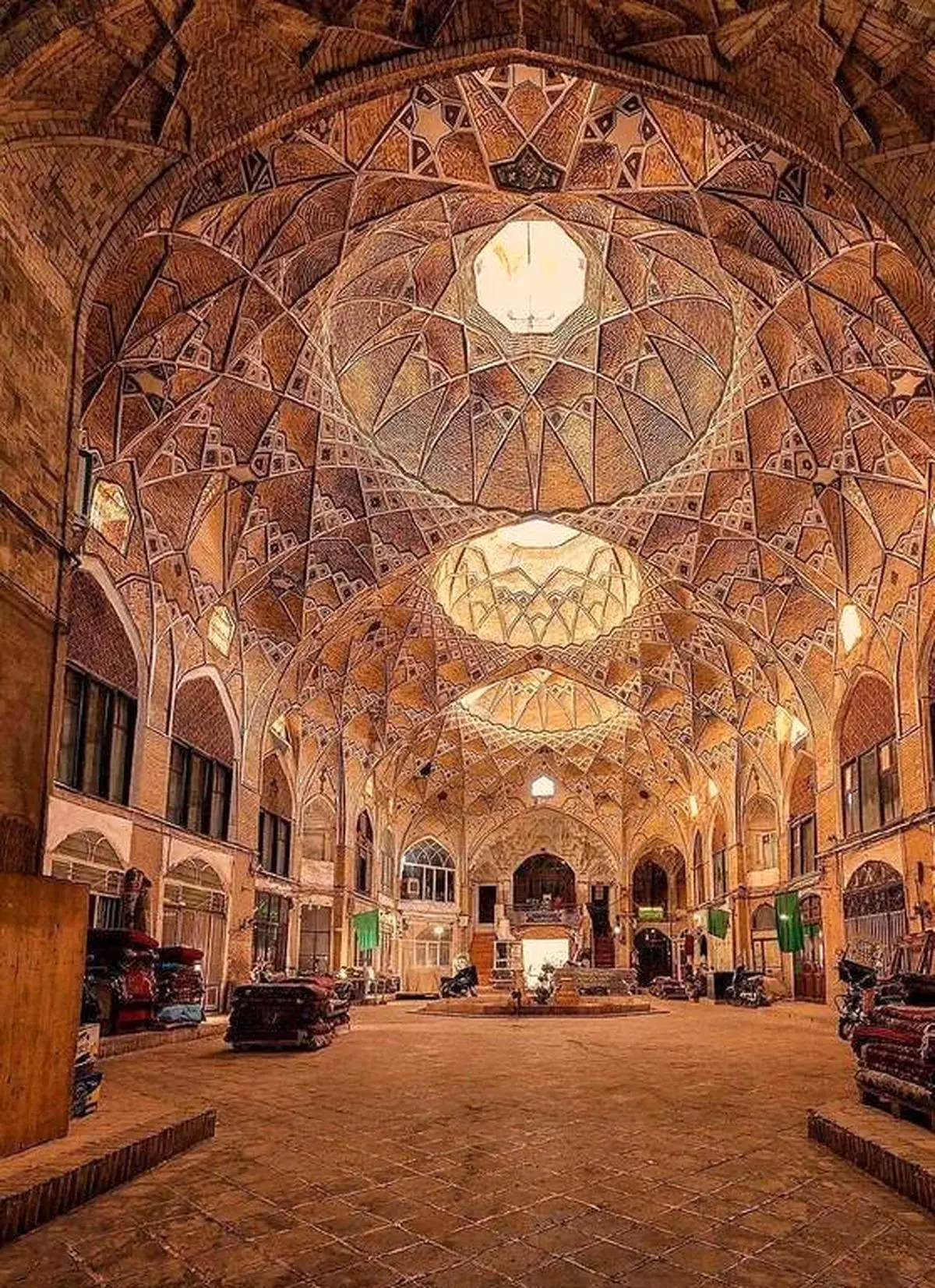 معماری بینظیر بازار قم/ عکس