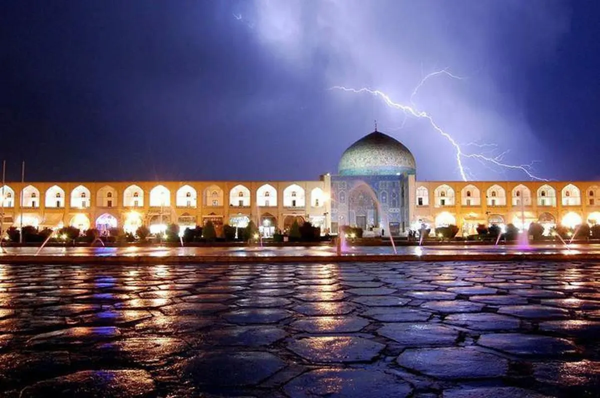 نقش جهان،  یکی از زیباترین میدان های جهان