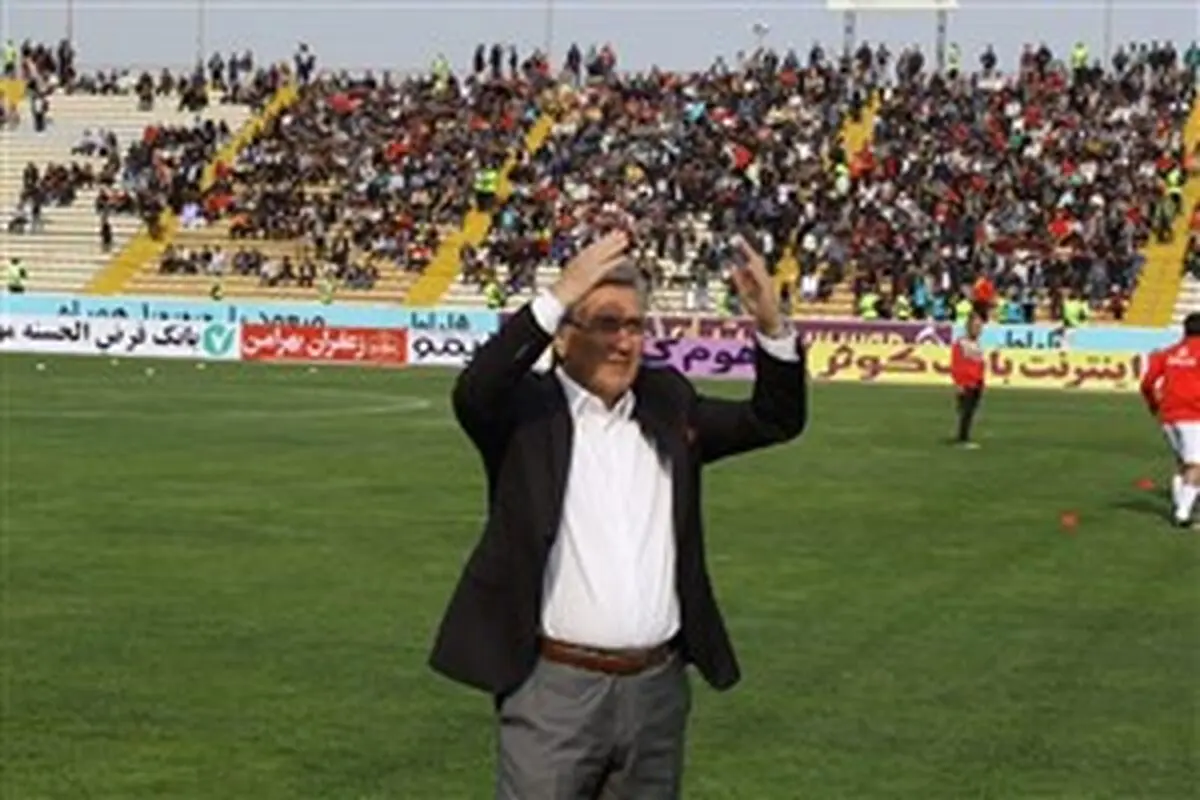 برانکو پشت سر ژنرال ایستاد