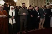 جولانی امام جماعت شد/فیلم