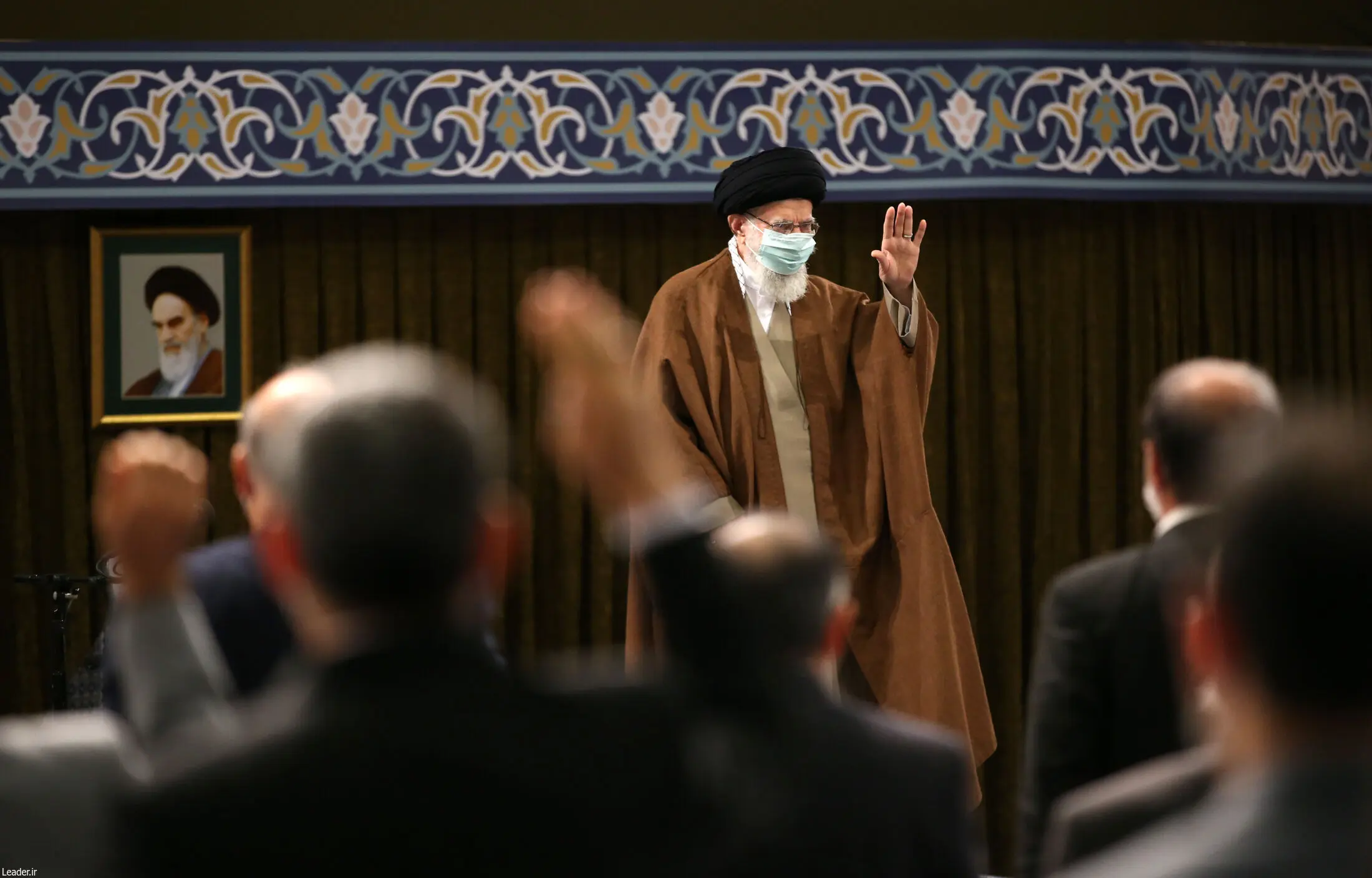 دیدار جمعی از معلمان با رهبرانقلاب/گزارش تصویری
