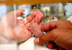 علت مرده به دنیا آمدن نوزادان چیست؟