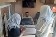 بانک سپه در پایانه مرزی مهران برای زائران حسینی کارت بانکی آنی صادر می کند