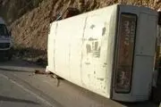 واژگونی مینی‌بوس محور فیروزآباد 