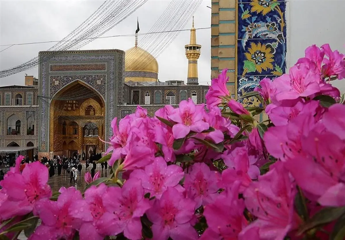 نقارههای حرم رضوی عید را بشارت میدهند