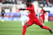 مهاجم نیجریه‌ای شاکی از مدیران پرسپولیس