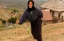 یکی از مسن ترین زنان ایران درگذشت