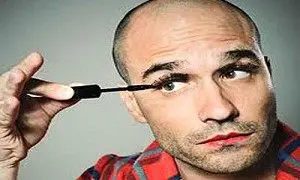 رقابت زنان و مردان در استفاده از لوازم آرایشی