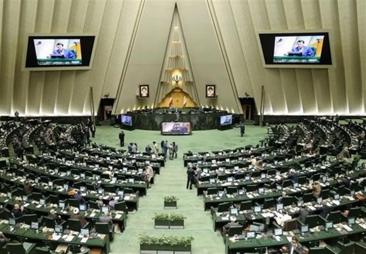 واکنش نمایندگان به اظهارات اوجی و علی آبادی در مجلس