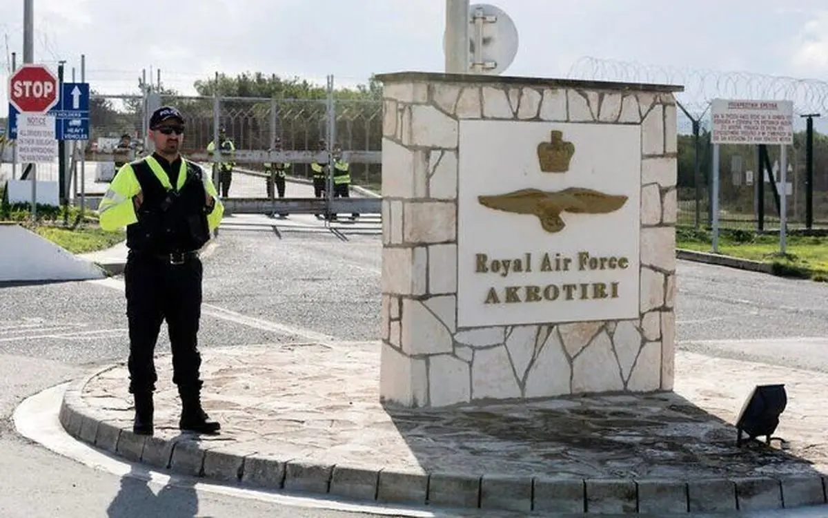 حمله پهپادی ایران به پایگاه نظامی انگلیس در قبرس