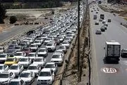 ترافیک شدید در اتوبان کرج- قزوین به علت تصادف زنجیره ای